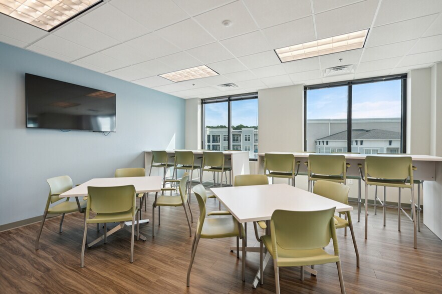 More Photos Of 115 Central Island St, Charleston Office For Lease