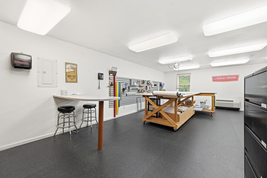 More Photos Of 508 Rodi Rd, Pittsburgh Flex For Sale