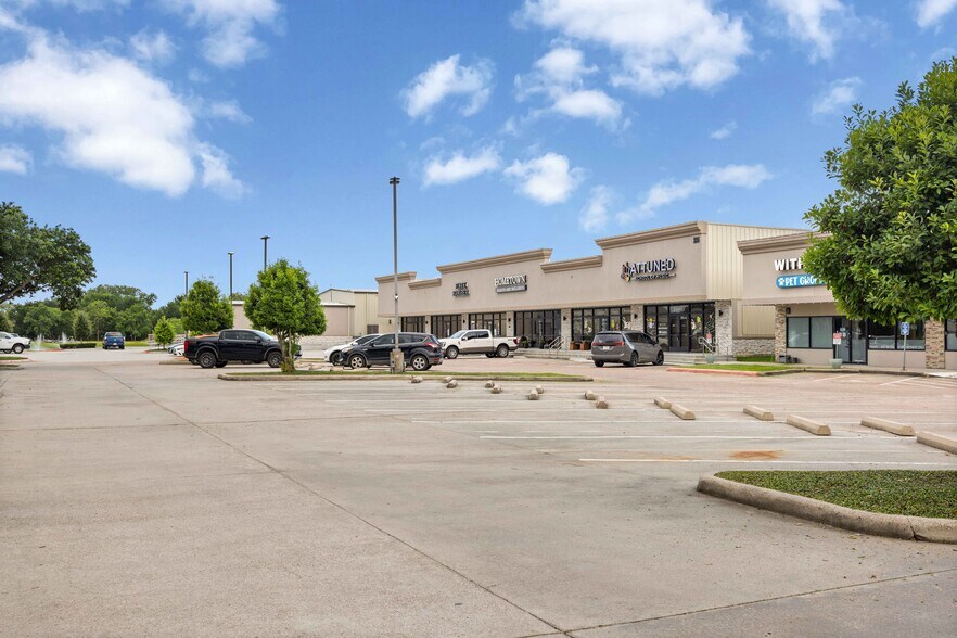 Primary Photo Of 395 Columbia Memorial Parkway, Kemah Storefront Retail Office For Lease
