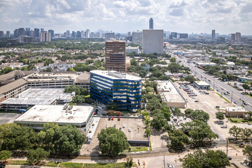 More Photos Of 5858 Westheimer Rd, Houston Office For Lease
