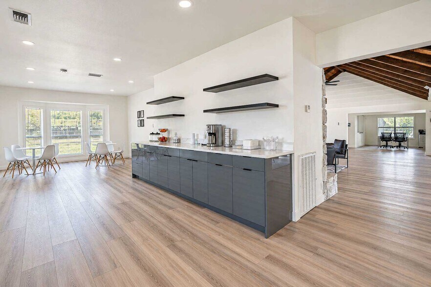 More Photos Of 17635 Kings Ct, Cypress Office Residential For Sale