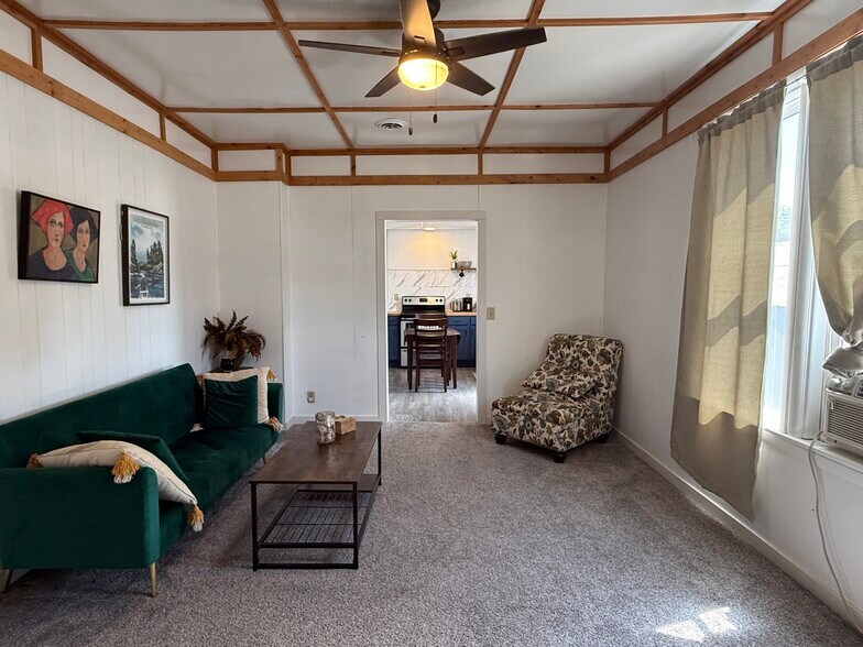 More Photos Of 320 N Main St, Scandinavia Storefront Retail Residential For Sale