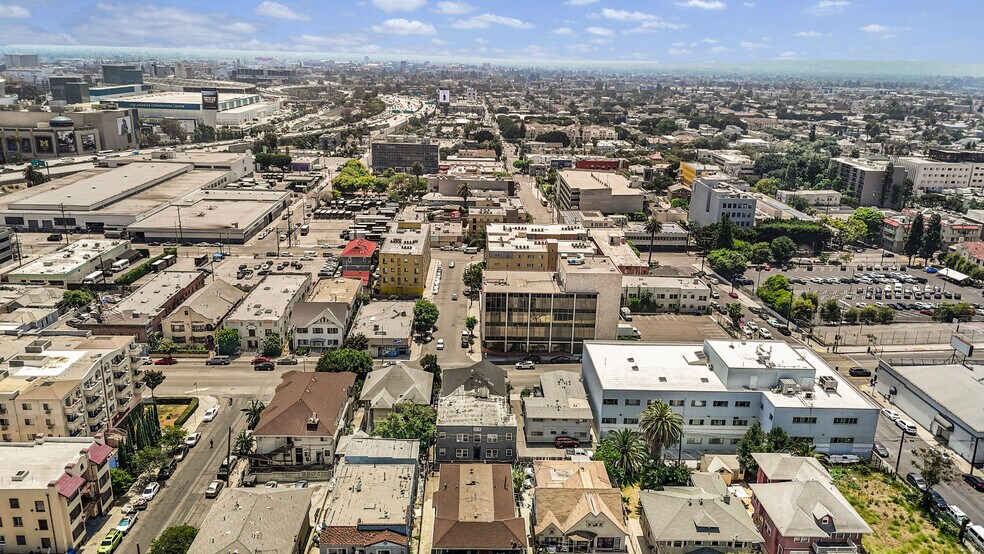 More Photos Of 1247 W 8th St, Los Angeles Apartments For Sale