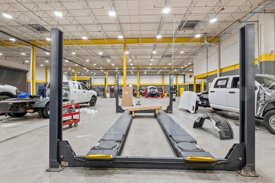 More Photos Of 1529 N 31st Ave, Melrose Park Truck Terminal For Lease