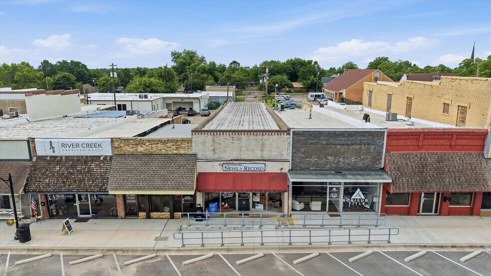 More Photos Of 130 E Main St, Whitesboro Loft Creative Space For Sale