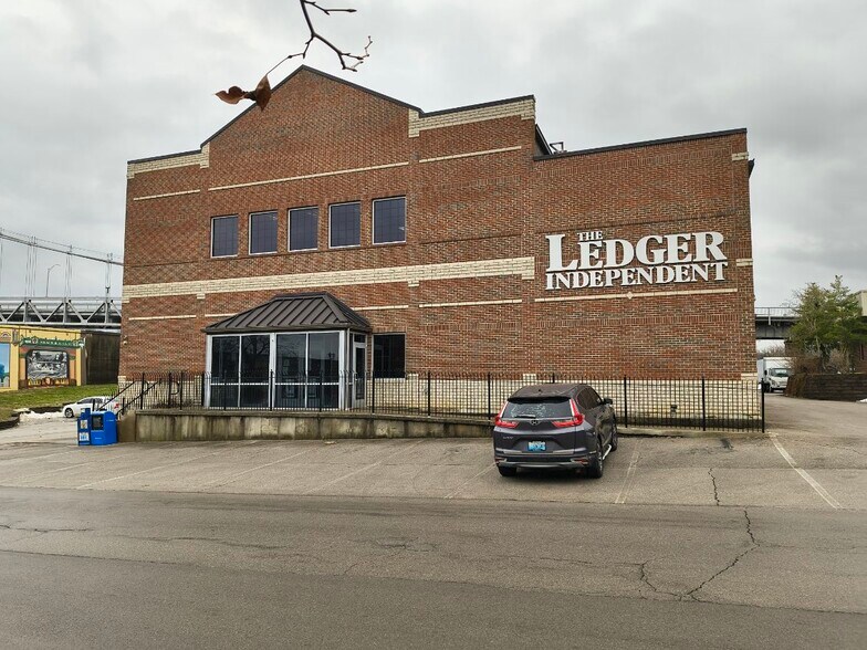 Primary Photo Of 120 Limestone St, Maysville Coworking Space