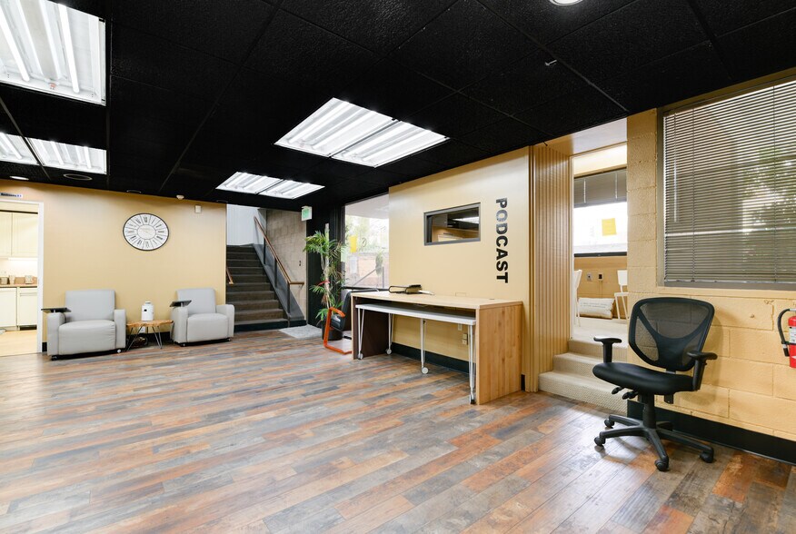 More Photos Of 140 N Escondido Blvd, Escondido Office For Sale