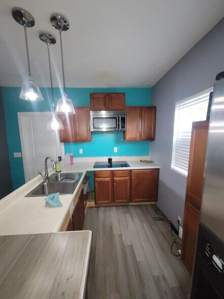 More Photos Of 2536 Indianapolis Ave, Indianapolis Apartments For Sale