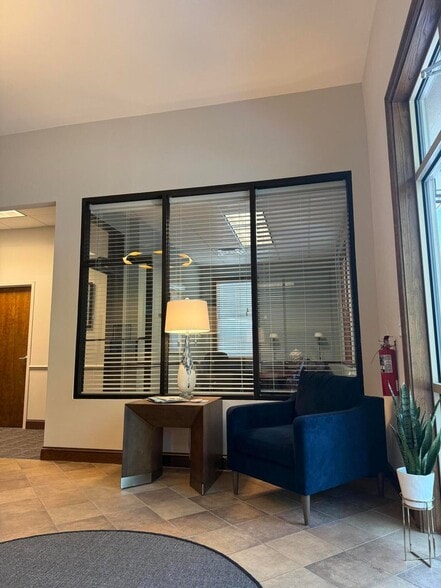 More Photos Of 856 Lowcountry Blvd, Mount Pleasant Office For Lease