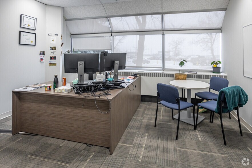 More Photos Of 6715 8th St NE, Calgary Office For Lease