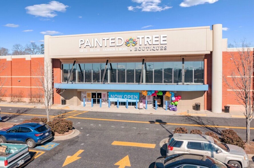 More Photos Of 3648-3740 E Franklin Blvd, Gastonia Unknown For Lease