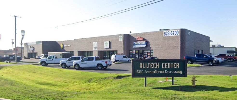 Primary Photo Of 9300-9322 E Broken Arrow Expressway, Tulsa Light Distribution For Lease