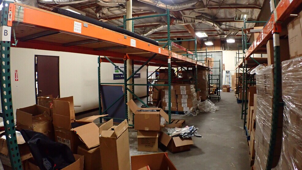 More Photos Of 2819-2829 Burton Ave, Burbank Warehouse For Lease