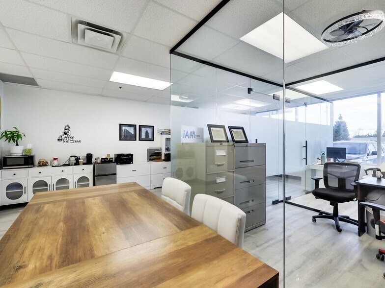 More Photos Of 1100 S Service Rd, Stoney Creek Office For Sale