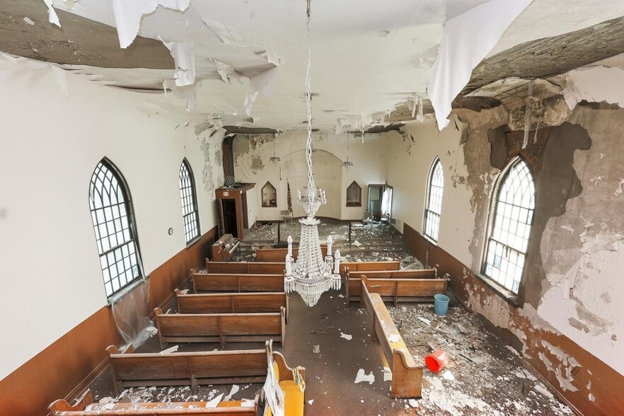More Photos Of 1215 South Ave, Niagara Falls Religious Facility For Sale