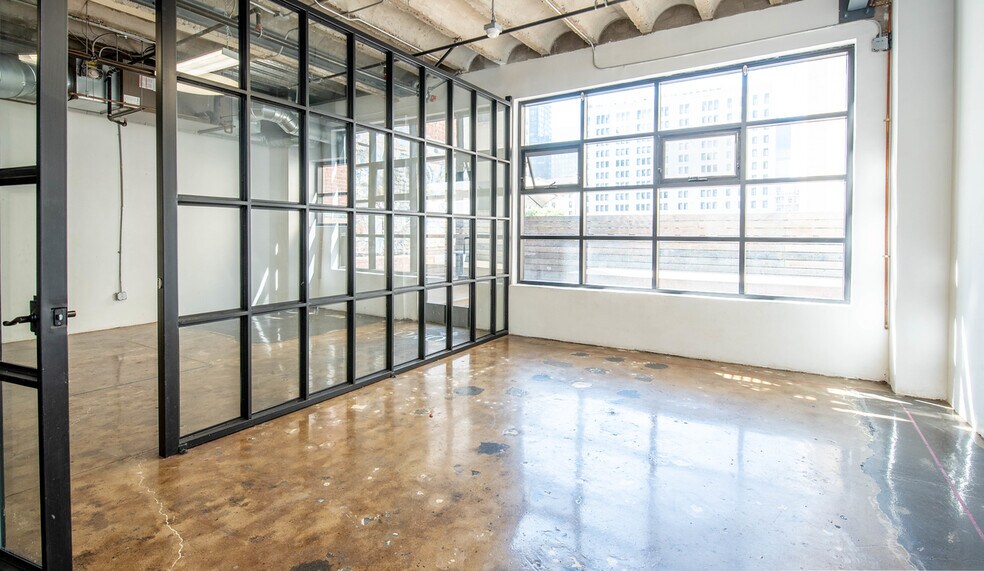 More Photos Of 731 S Broadway, Los Angeles Loft Creative Space For Lease