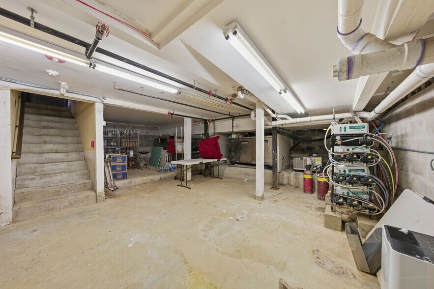 More Photos Of 238 Highway 34, Old Bridge Storefront Retail Residential For Sale