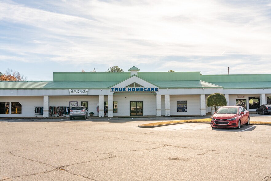 More Photos Of 3801 Camden Rd, Pine Bluff Storefront For Sale
