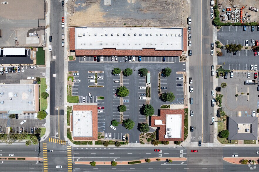 More Photos Of 277 S Rancho Santa Fe Rd, San Marcos Unknown For Lease