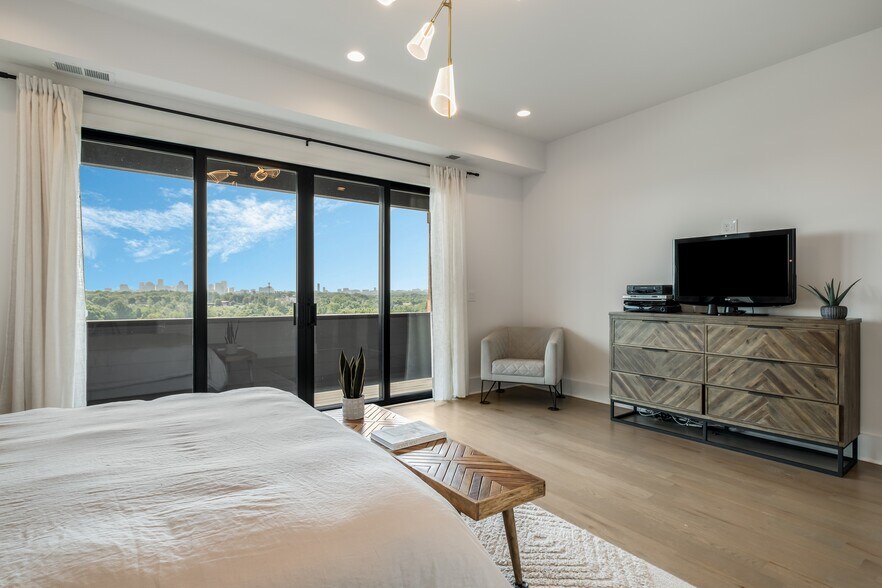 More Photos Of 2118 C-D Cliff dr, Nashville Apartments For Sale