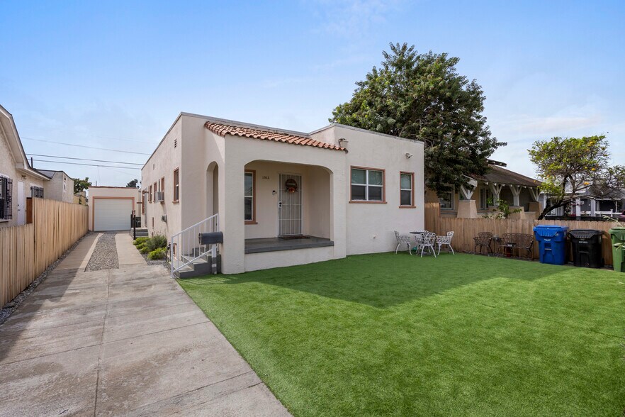 More Photos Of 1510 W 52nd St, Los Angeles Apartments For Sale