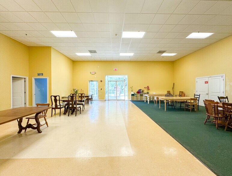 More Photos Of 499 S Nova Rd, Ormond Beach Schools For Sale