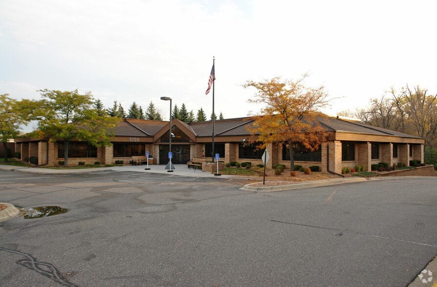 Primary Photo Of 5750 Lincoln Dr, Edina Office For Sale