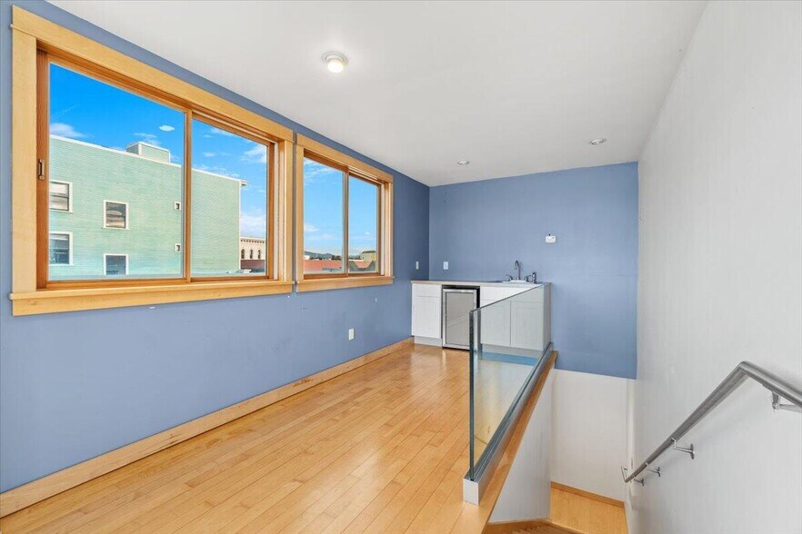 More Photos Of 507 2nd St, Eureka General Retail For Sale