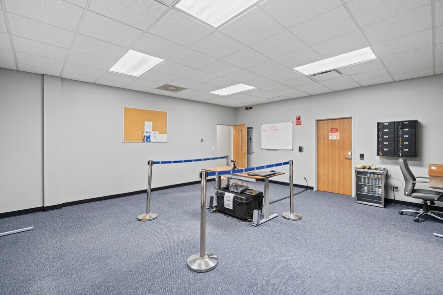 More Photos Of 2305 S Center Rd, Burton Office For Sale