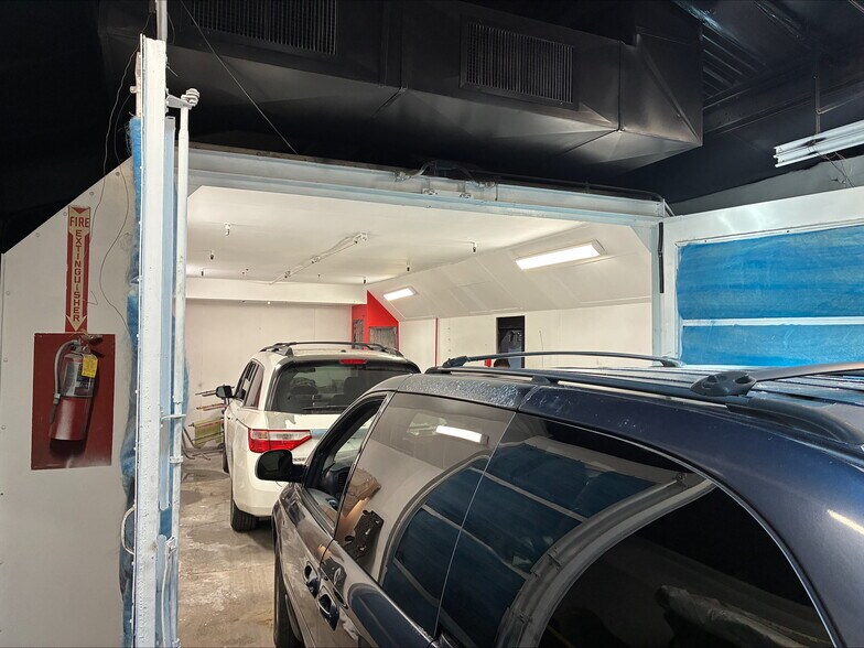 More Photos Of 5380 N Federal Blvd, Denver Auto Repair For Sale