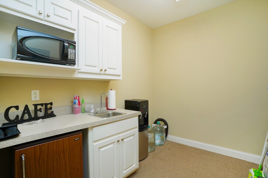More Photos Of 2775 Cruse Rd, Lawrenceville Office Residential For Sale