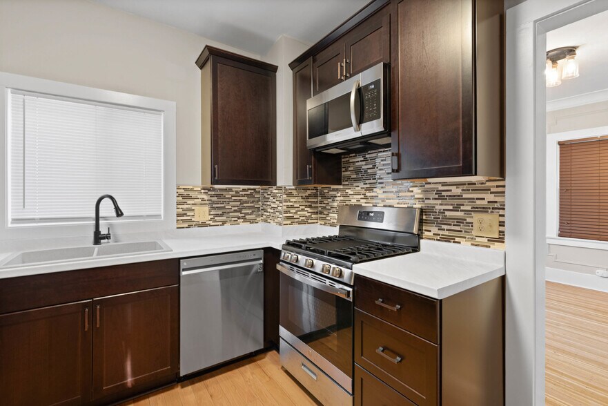 More Photos Of 62 Empire Blvd, Rochester Medical For Sale