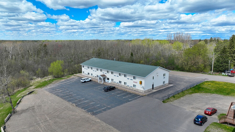 More Photos Of 726 S Lake Ave, Phillips Hotel For Sale