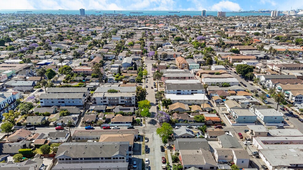 More Photos Of 1126 Raymond Ave, Long Beach Apartments For Sale