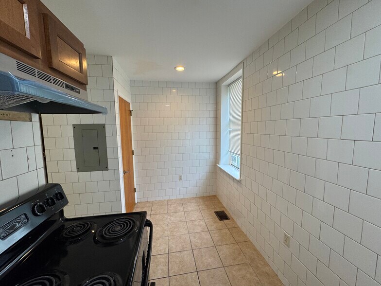 More Photos Of 1300-1302 N French St, Wilmington Apartments For Sale