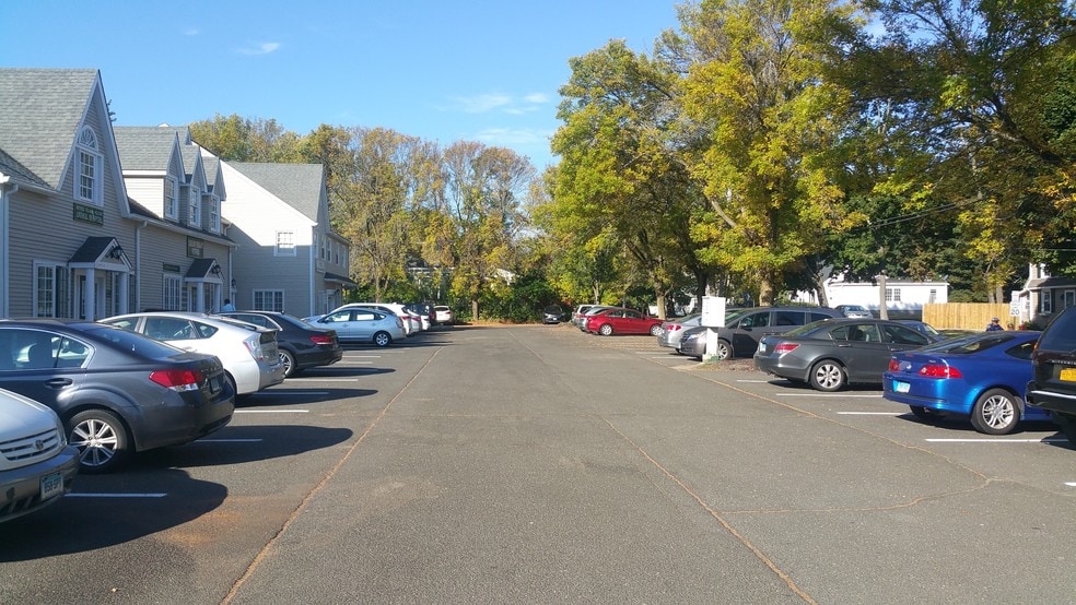 More Photos Of 2-12 Elizabeth St, Bethel Restaurant For Lease