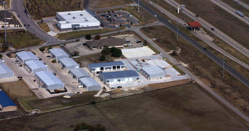 More Photos Of 20700 Frankie Ln, Pflugerville Unknown For Lease