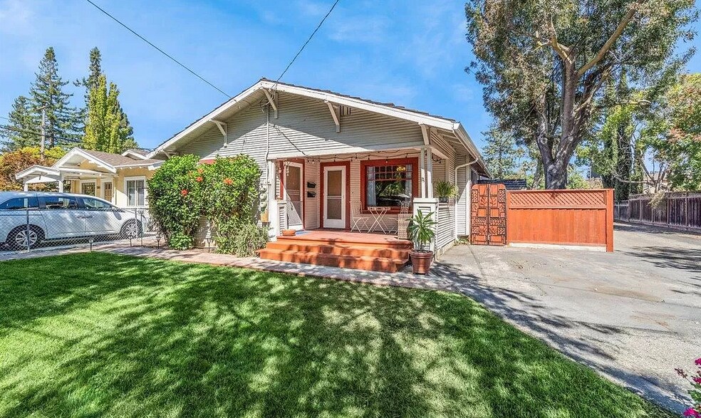 More Photos Of 1356 W Dana St, Mountain View Apartments For Sale