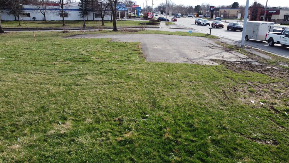 More Photos Of 339 S Hermitage Rd, Hermitage Land For Lease