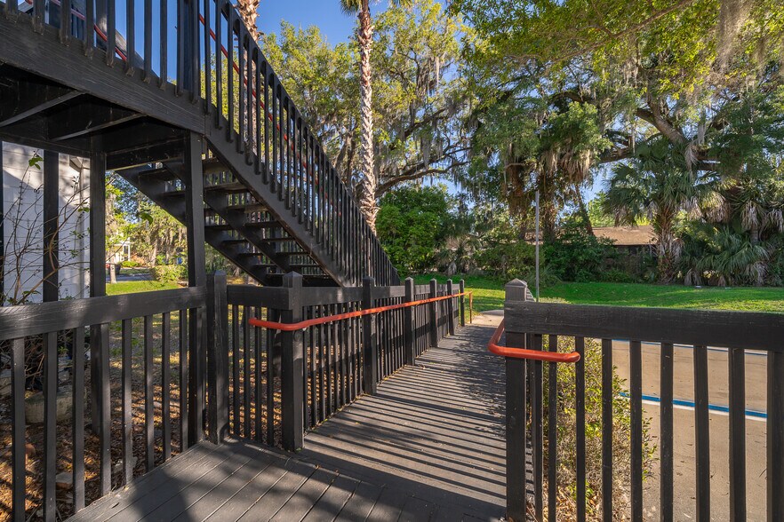 More Photos Of 219 S Clyde Ave, Kissimmee Office For Sale