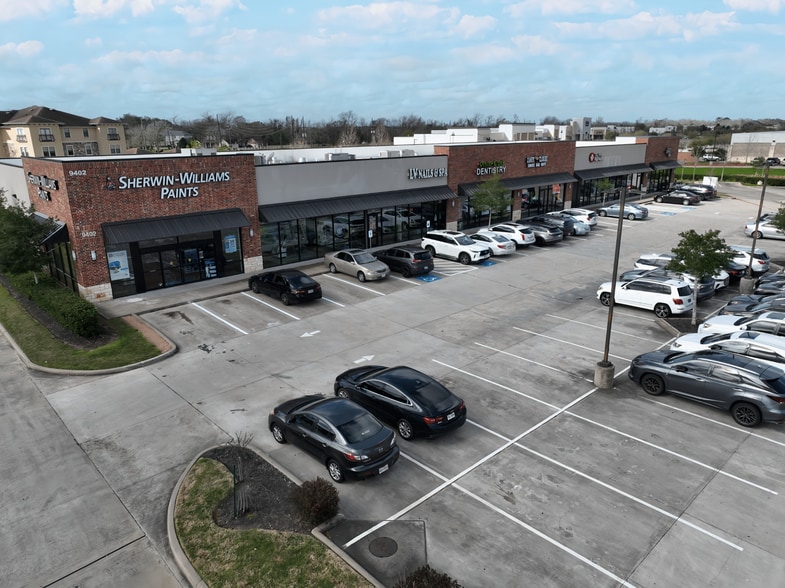 Primary Photo Of 9402 State Highway 6, Missouri City Restaurant For Lease