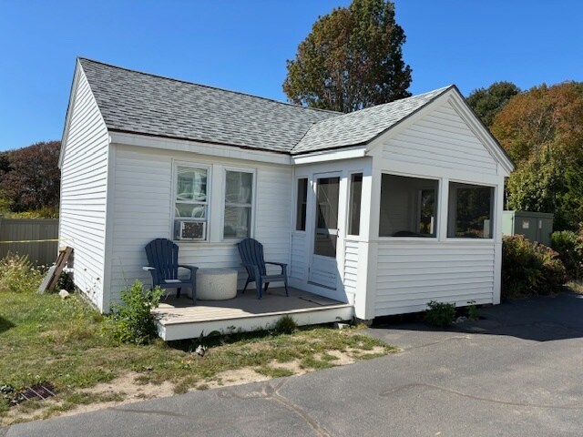 More Photos Of 1, York Hotel For Sale