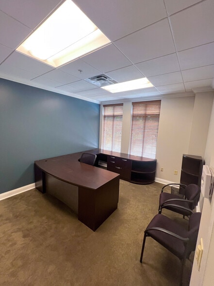 More Photos Of 751 Cool Springs Blvd, Franklin Office For Lease