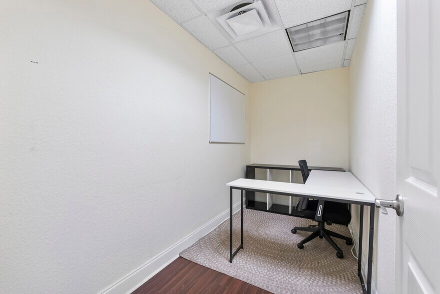 More Photos Of 1730 E Commercial Blvd, Fort Lauderdale Medical For Lease
