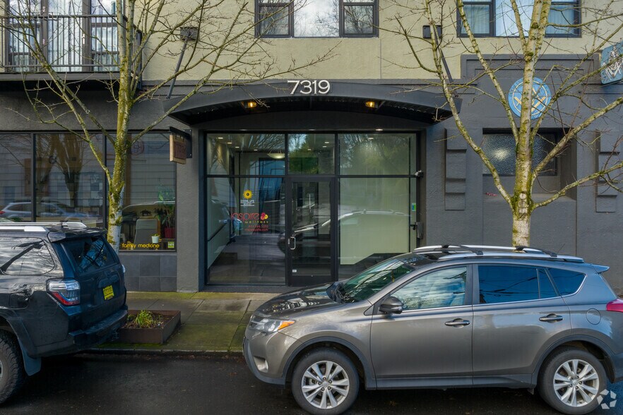 More Photos Of 8401 N Ivanhoe St, Portland Loft Creative Space For Lease