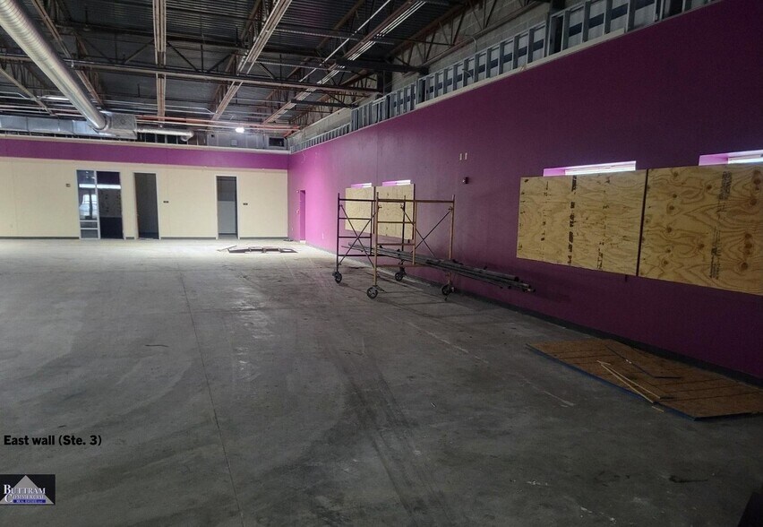 More Photos Of 1717 W 7th St, Joplin Storefront For Lease