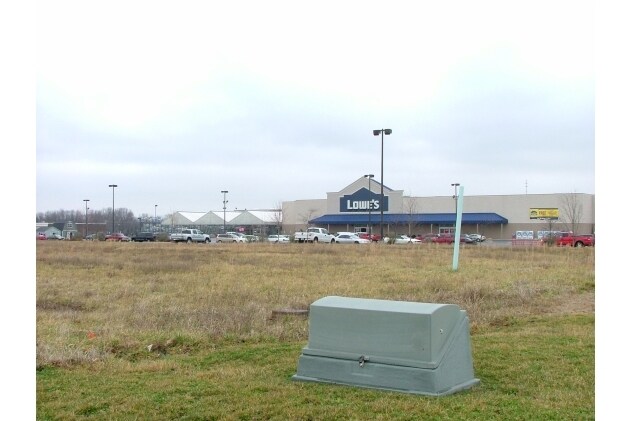 More Photos Of 1401 Nashville Rd, Franklin Land For Lease