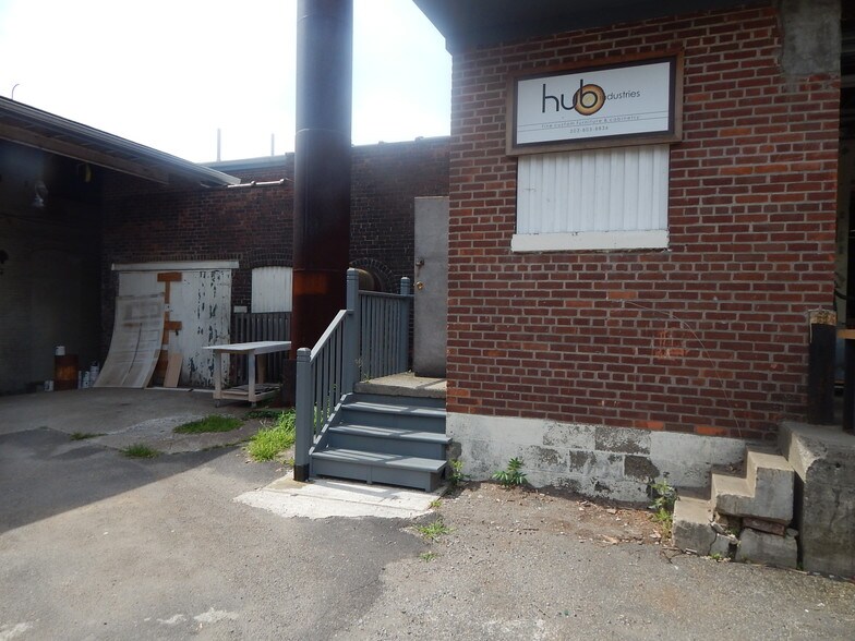 More Photos Of 209 Center St, Bridgeport Warehouse For Sale