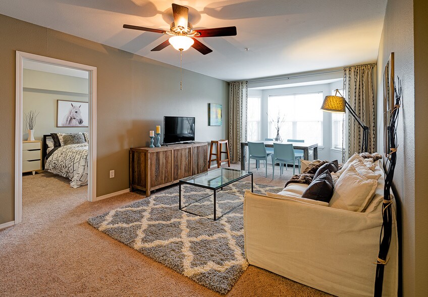 More Photos Of 1500 NE 15th Ave, Portland Apartments For Lease