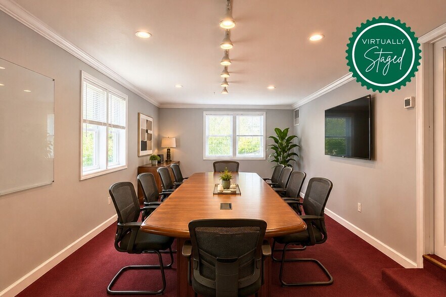 More Photos Of 20 Garland Dr, Stamford Light Distribution For Lease